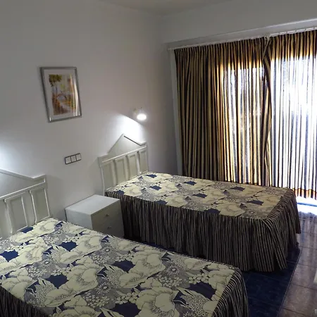 Apartamentos Carolino Monte Gordo Exterior photo