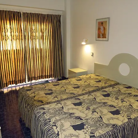 Apartamentos Carolino Monte Gordo Exterior photo